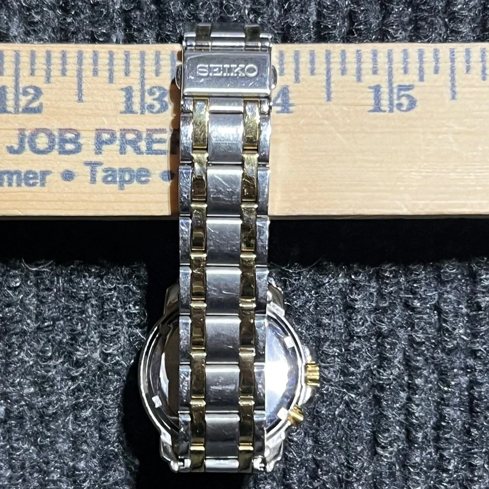 Seiko Kinetic Watch Mens OS Silver Gold Two Tone 5M62-0B20 Date Roman Numeral